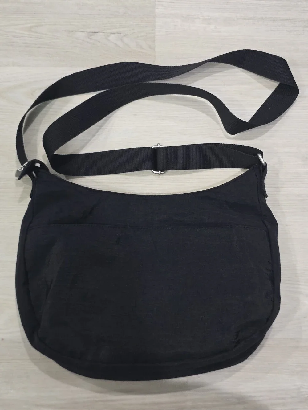 Baggallini International Collection Prague Travel Bag Handbag Crossbody Black
